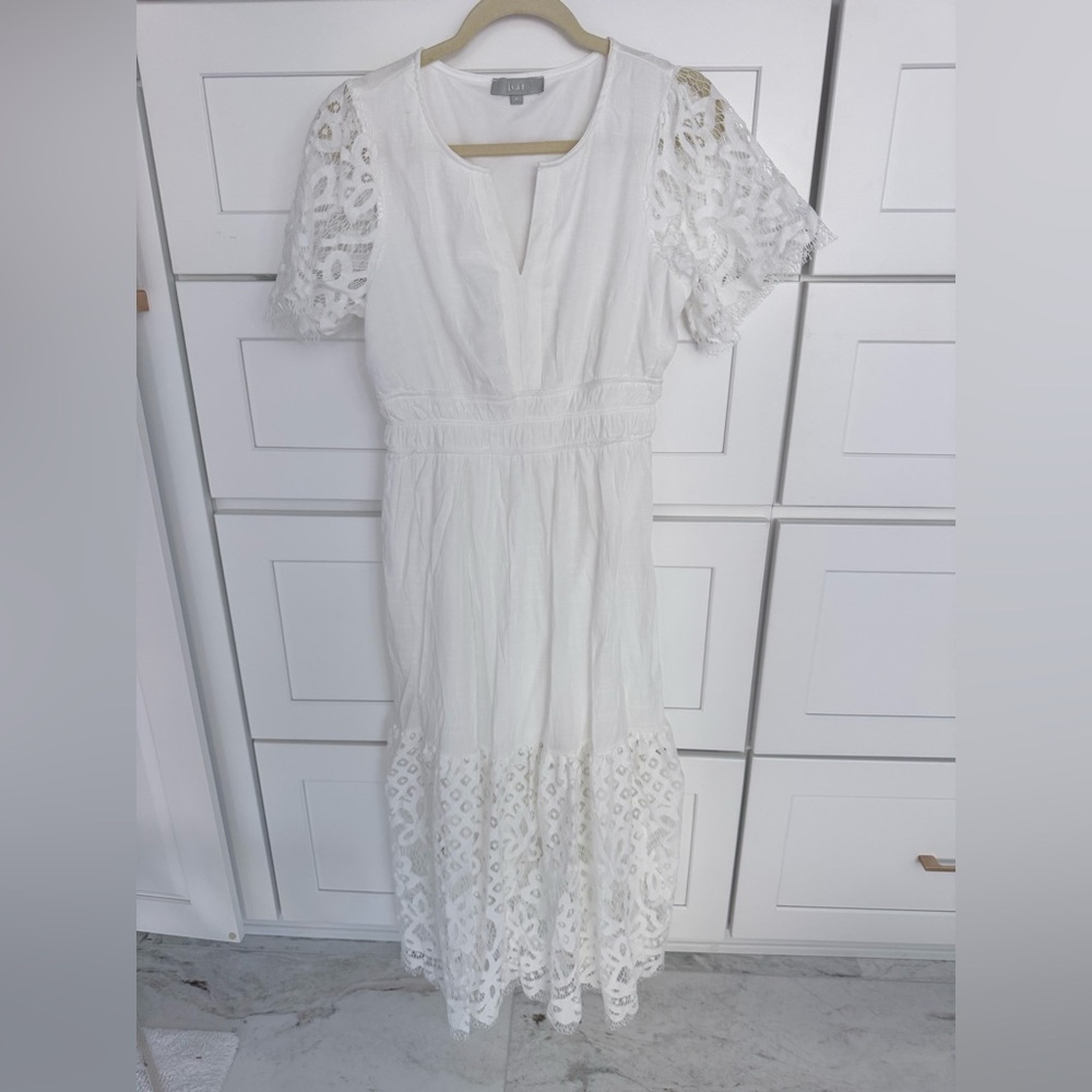 Ice White Lace Sleeve Midi Dress
